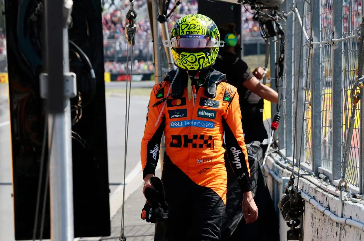 Xung Đột Norris - Piastri: Trưởng Đoàn Mercedes Khuyên McLaren "Thiết Lập Quy Tắc"