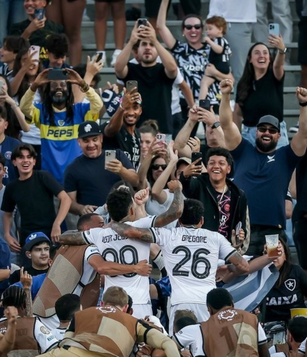 Botafogo đã đánh bại Paris tại Club World Cup.