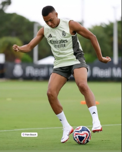 Mbappe Trở Lại Với Tinh Thần Mạnh Mẽ: "Mỗi Ngày Tôi Đều Tốt Hơn"