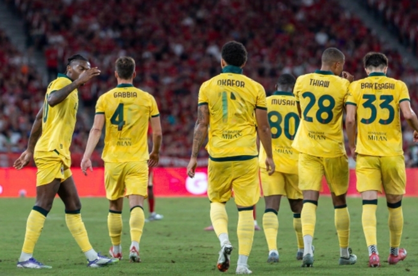 Tân binh 150 triệu Euro ra mắt thảm bại: Liverpool thua sốc AC Milan 2-4 tại Hồng Kông!