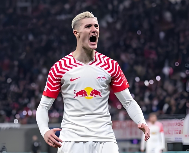 Hơn cả Haaland? MU nhắm đến Benjamin Sesko 