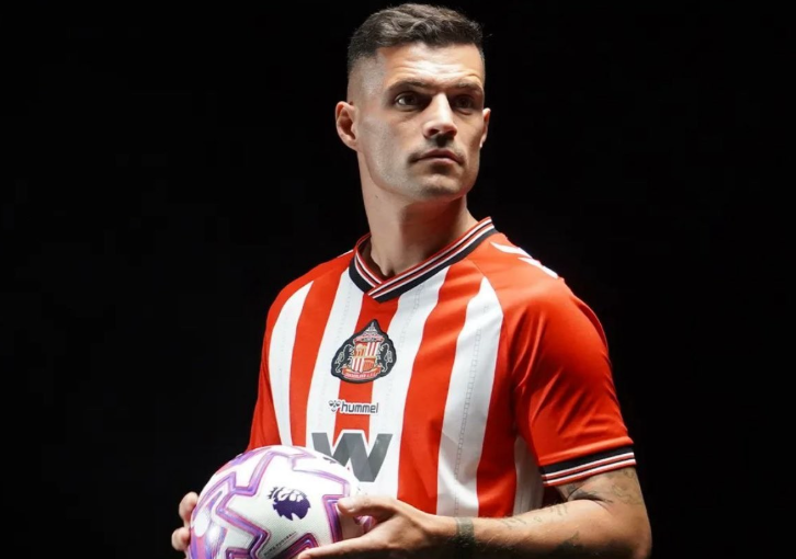 Chính thức: Xhaka gia nhập Sunderland – tân binh Premier League; phí chuyển nhượng được cho là 20