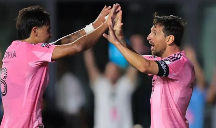 Messi kiến tạo 2 lần, Inter Miami thắng phút 90+5!