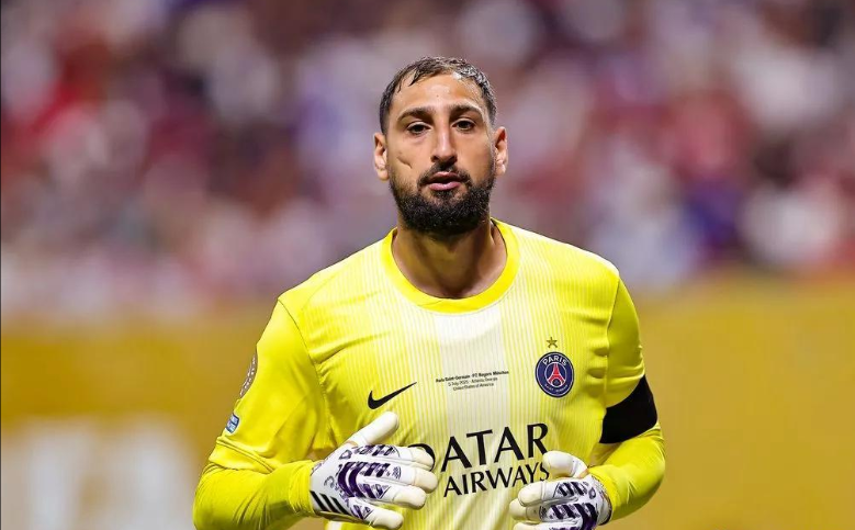 Thời báo: Man City chỉ muốn cho mượn Echeverri, Roma không tin tưởng phương án này