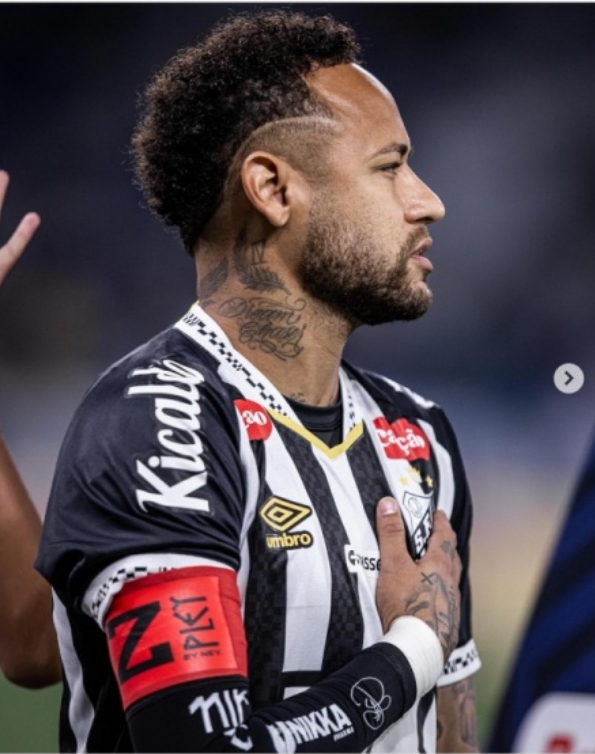 Neymar chia sẻ niềm vui chiến thắng: Santos ngược dòng Cruzeiro, quyết tâm hướng tới mục tiêu!