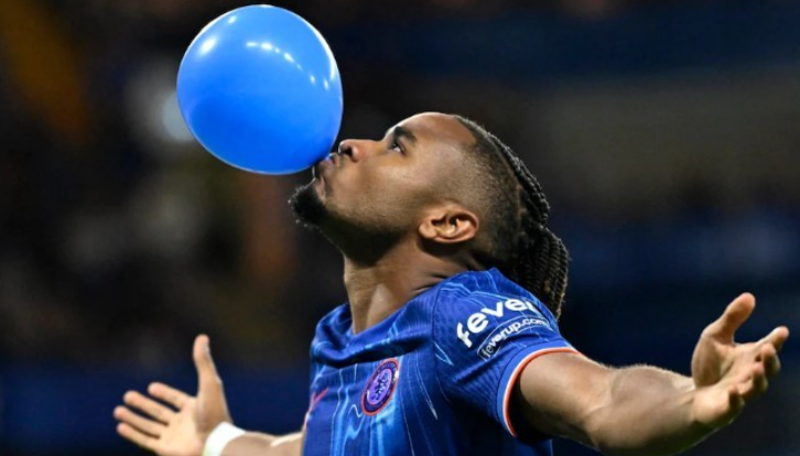 Kinsella: Chelsea muốn dùng Nkunku, Chukwuemeka hoặc Tyrique George để đổi lấy Xavi Simons