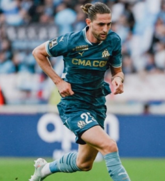 Marseille nội bộ nổ tung! Rabiot ra đòn với đồng đội, CLB lập tức đưa vào danh sách chuyển nhượng